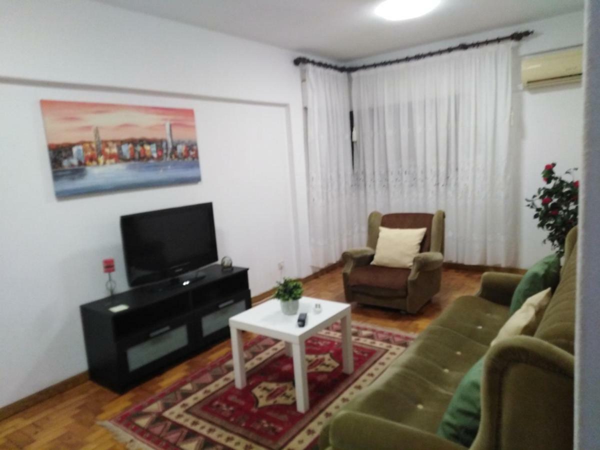 Apartamento Do Silva Mirandela Eksteriør bilde